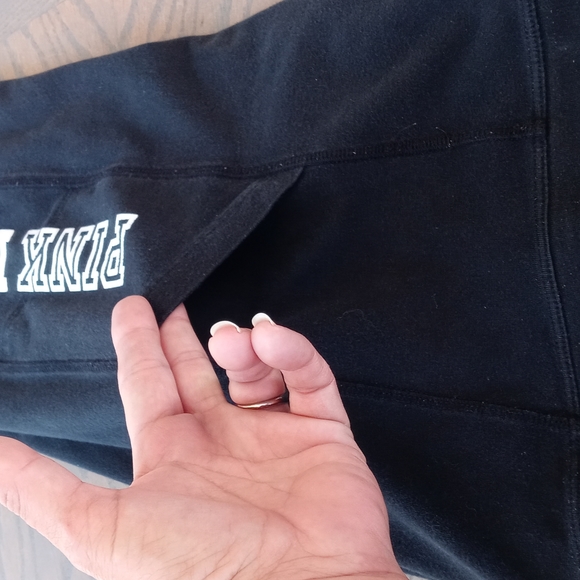 PINK VICTORIA'S SECRET YOGA STRETCH WORK OUT - Picture 4 of 7